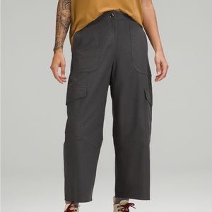 lululemon light utilitech cropped cargo
